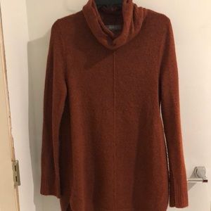 Turtle neck sweater